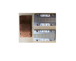 �~���X�w��